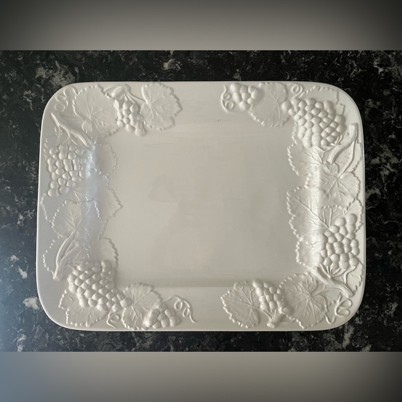 ROSEGARDEN Stoneware White Grape 🍇 Large Serving Tray - Picture 1 of 8